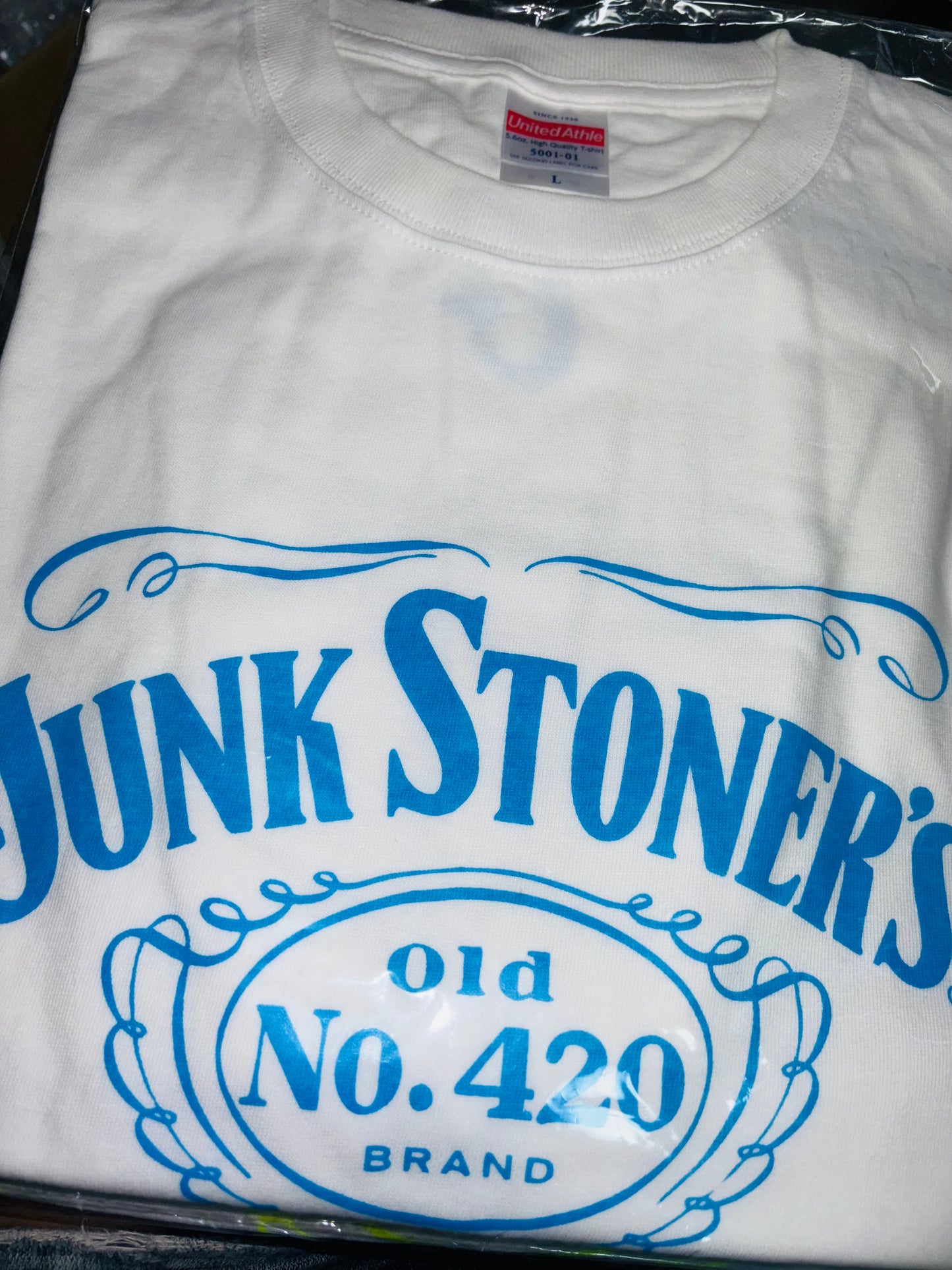 JUNK STONER Tシャツ